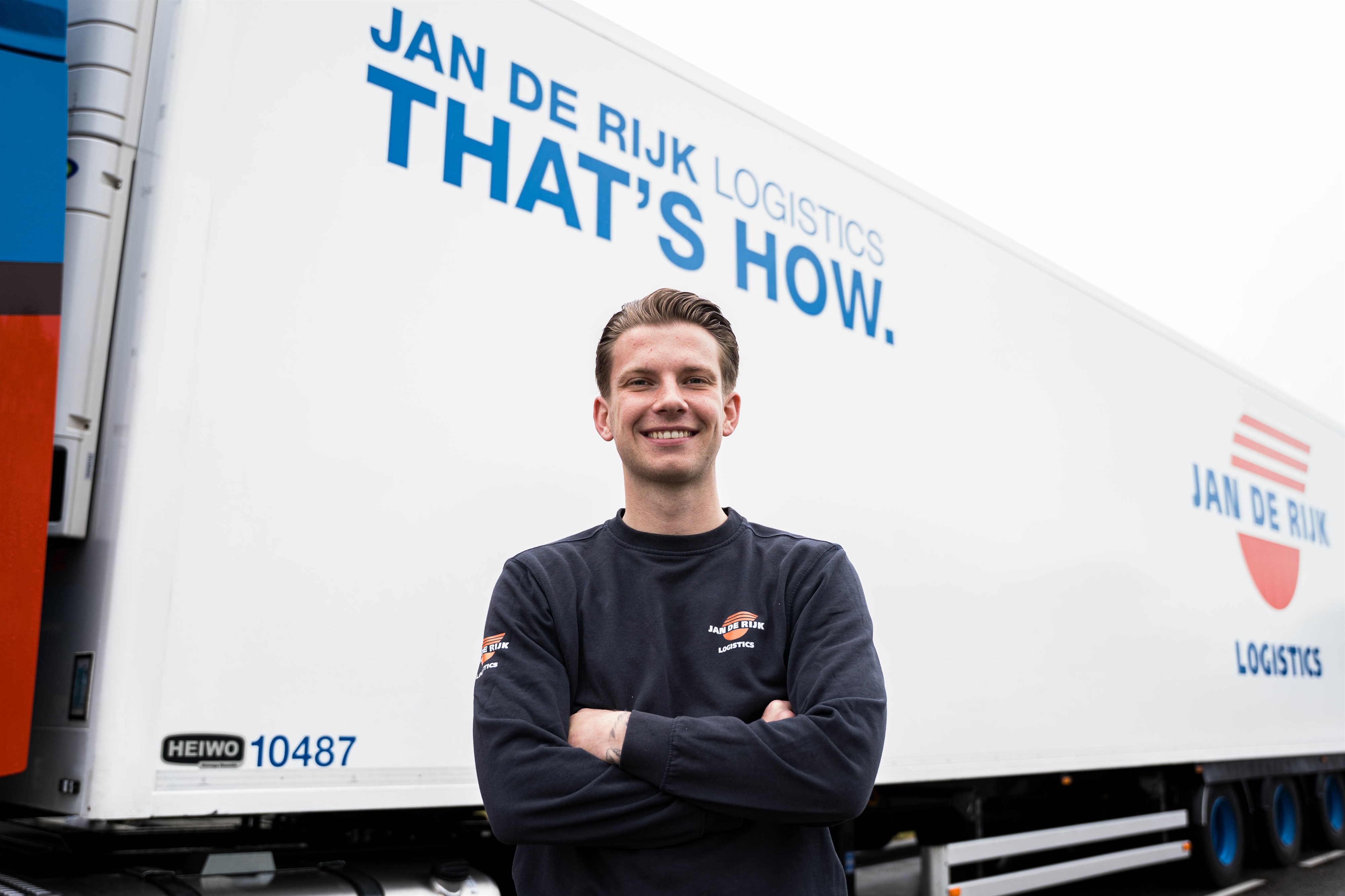 HOW DO YOU FIND A ROLE THAT KEEPS LOGISTICS MOVING?
